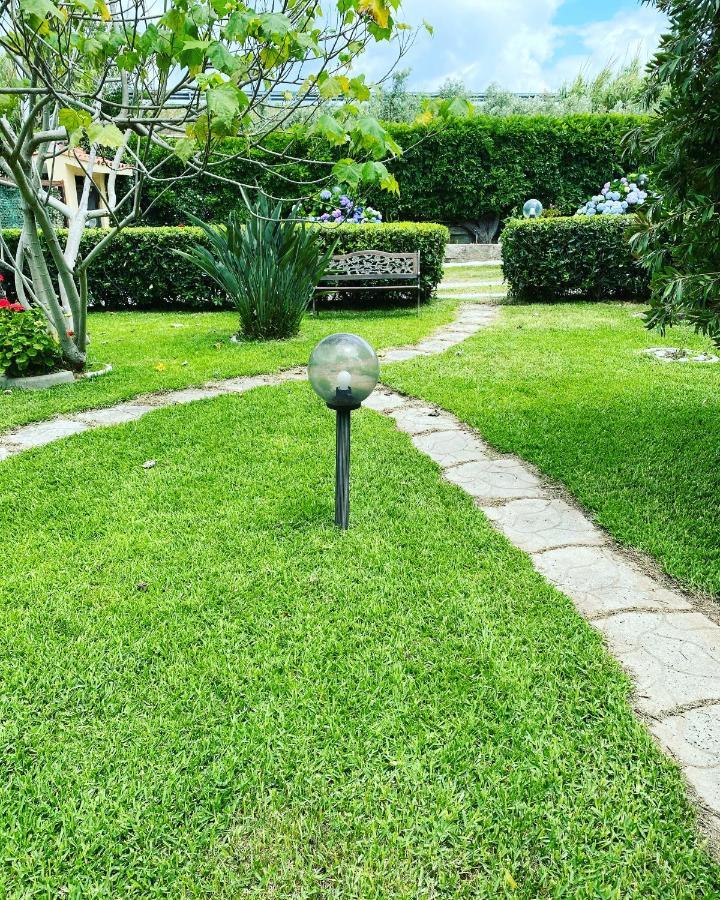 B&B Villa Dei Fiori SantʼEufemia Lamezia Exterior foto